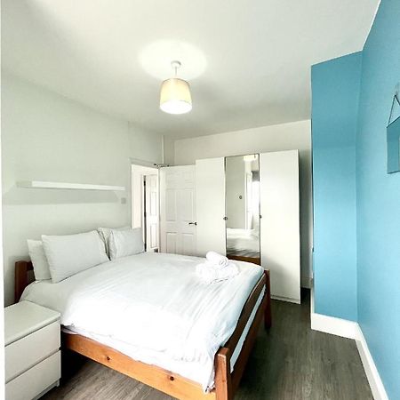 Modern 2 Bed Flat Close To Shoreditch / Free Wi-Fi لندن المظهر الخارجي الصورة
