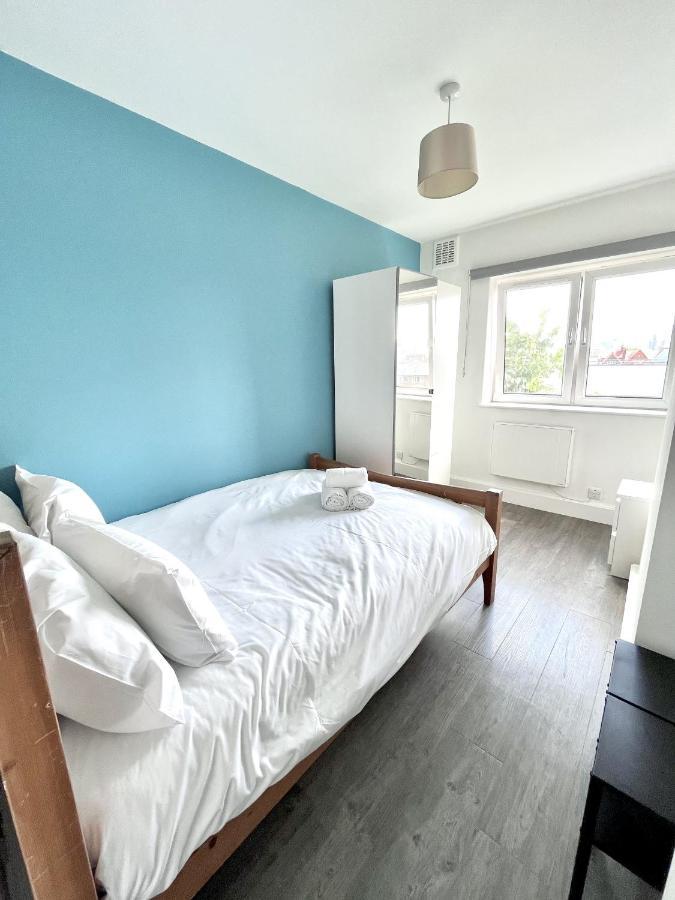 Modern 2 Bed Flat Close To Shoreditch / Free Wi-Fi لندن المظهر الخارجي الصورة